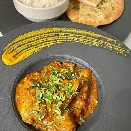 Hotel The Village Boutique And