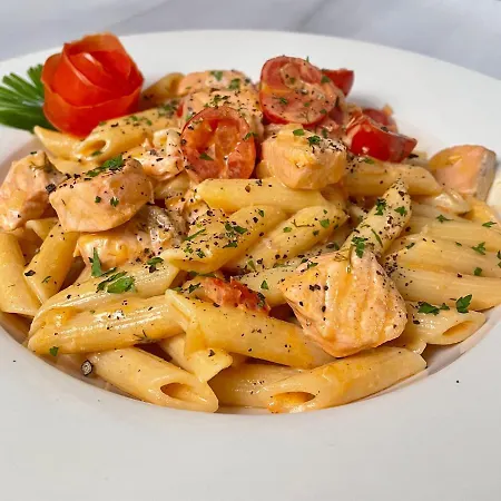 Hotel The Village Boutique And 5*