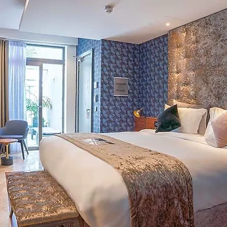The Village Boutique And 5* 纳克萨
