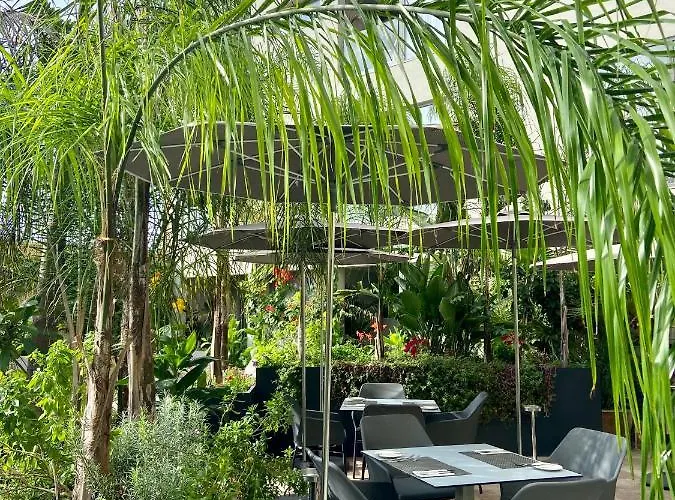 Hotel The Village Boutique And Naxxar