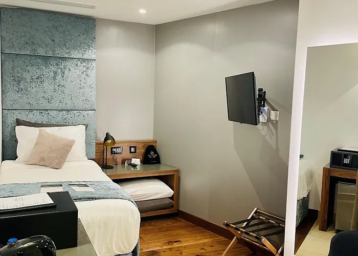 Hotel The Village Boutique And Naxxar